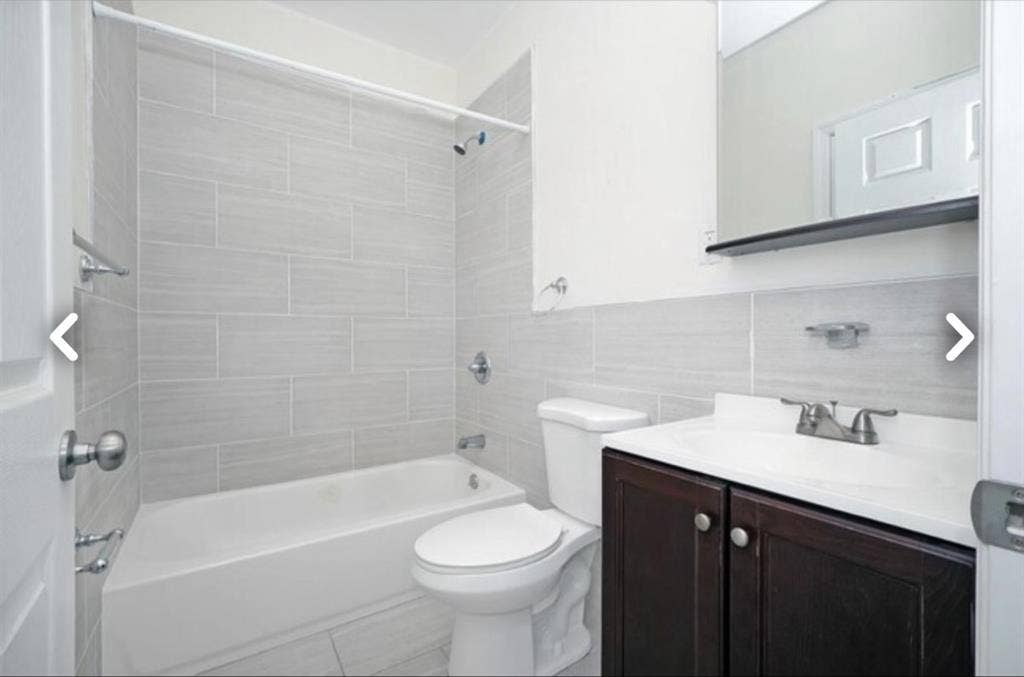 Looking for a
3rd roommate!