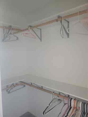 sq ft private room.  

$/mo
