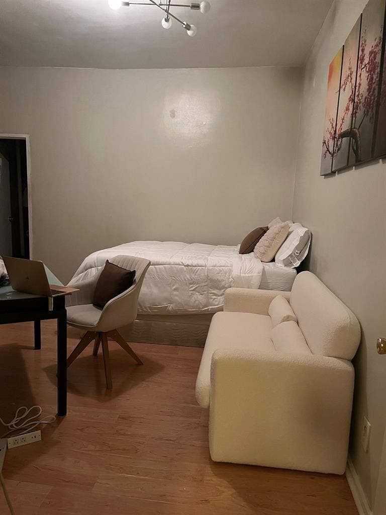 Furnished Sublet w/ Private Bath