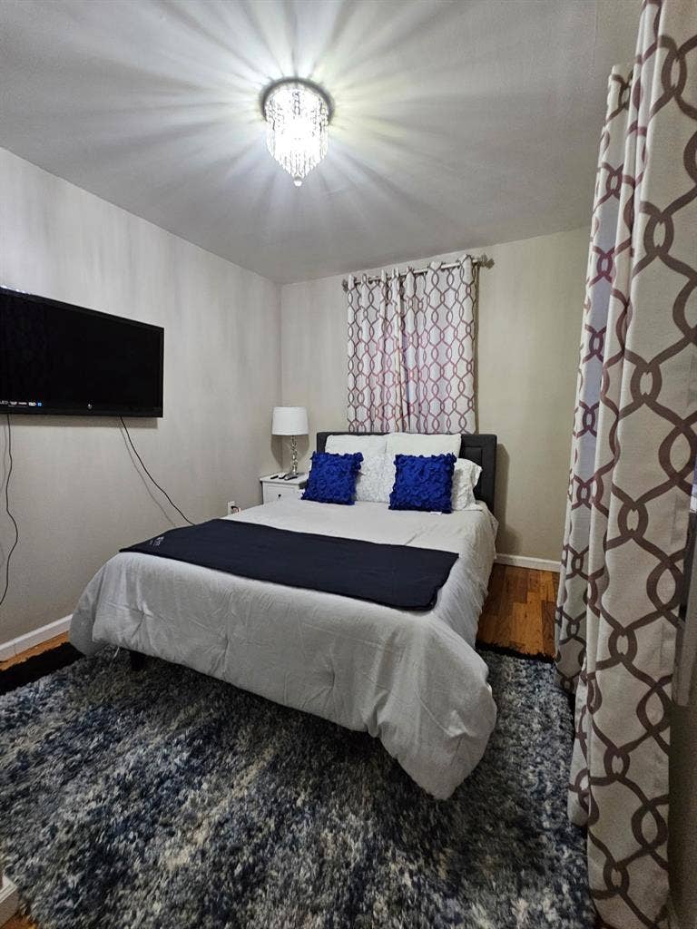 Brand new furnished room $