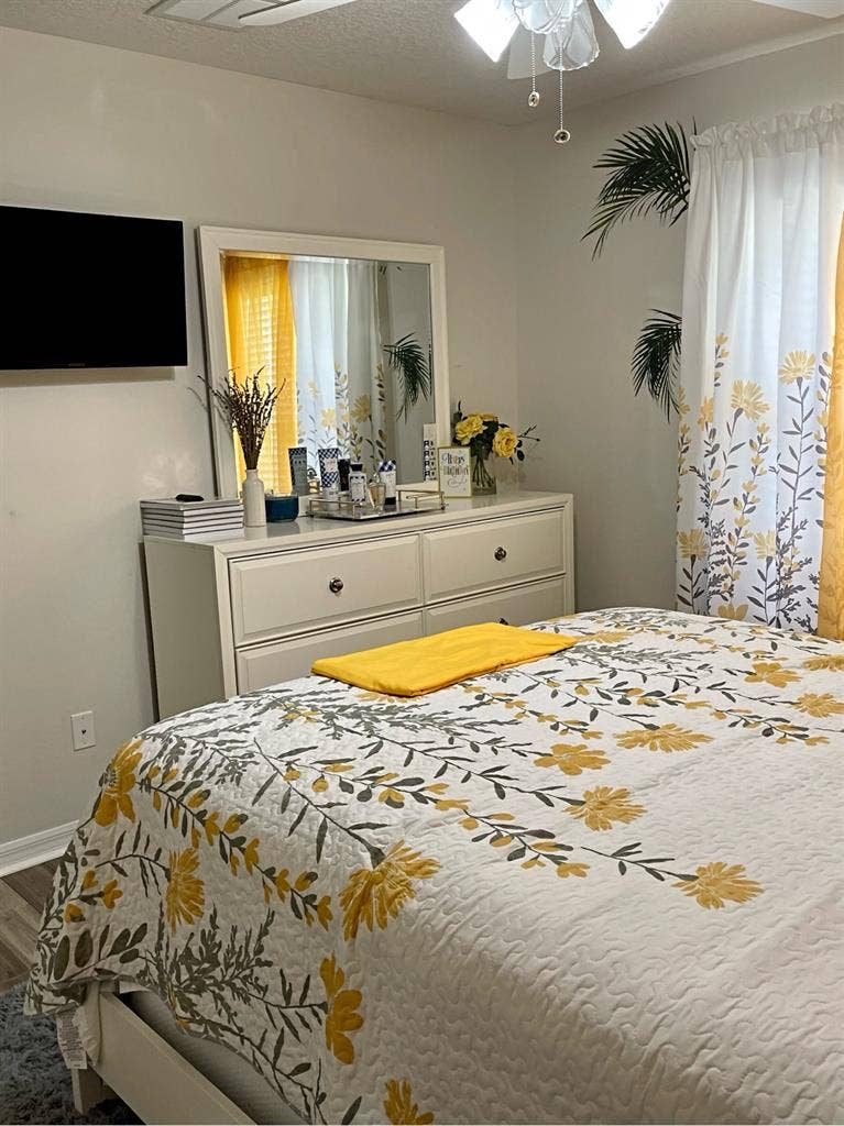 Private room and bath
