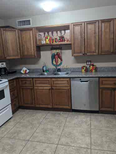 Tri-level home rooms for rent