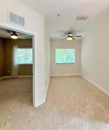 roommate wanted  :)     OBO