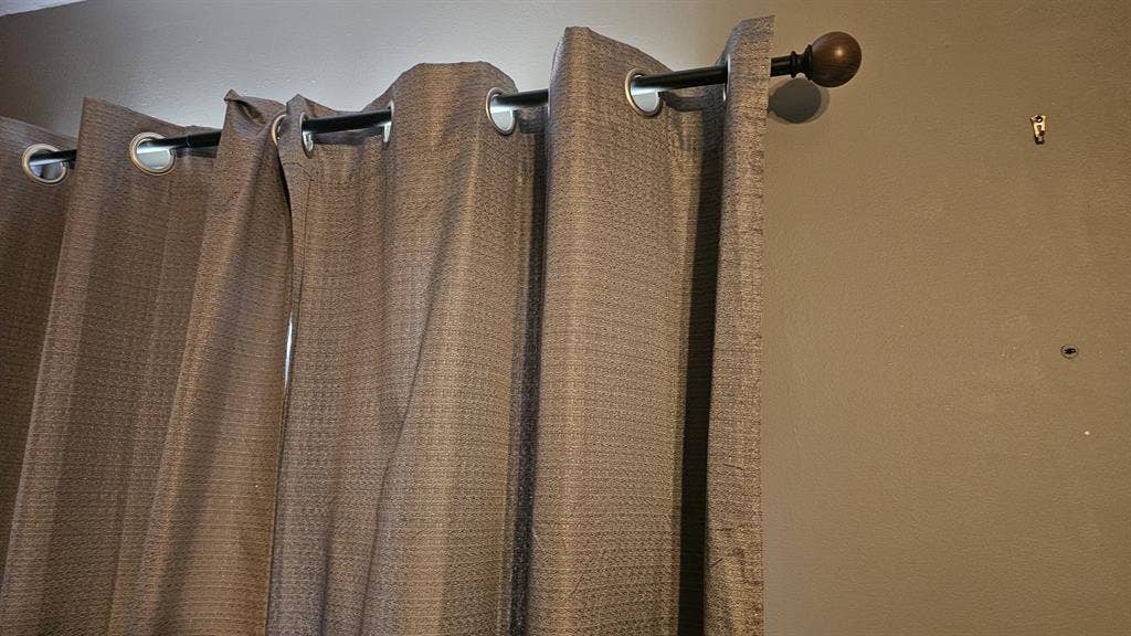 Room For Rent Within Home