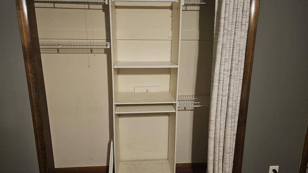 Room For Rent Within Home