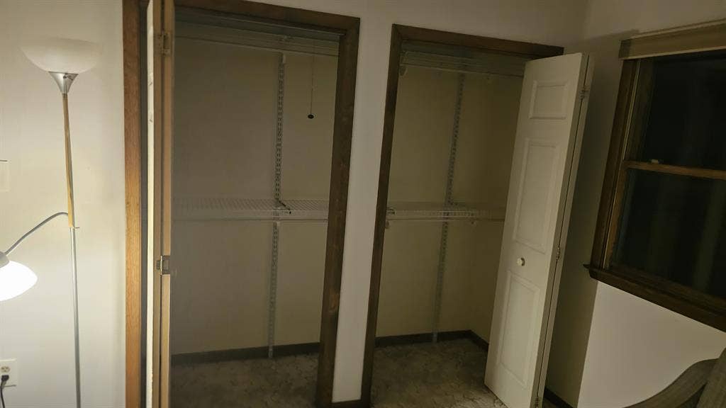 Room for Rent in Home