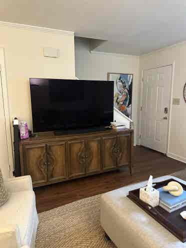 Furnished Bed in Townhome