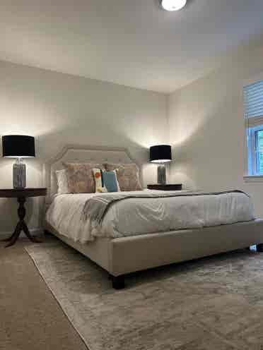 Furnished Bed in Townhome