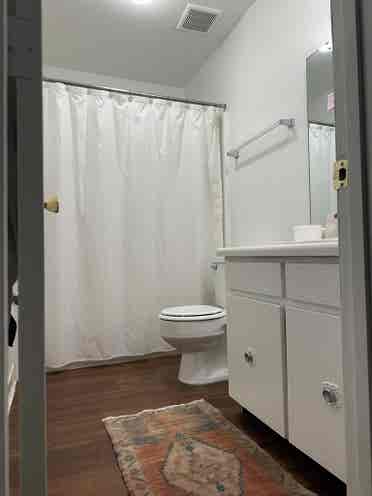 Furnished Bed in Townhome