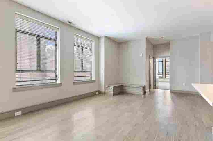 Room Available in Downtown