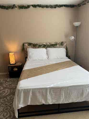 Cozy Large Room-Furnished Ladies