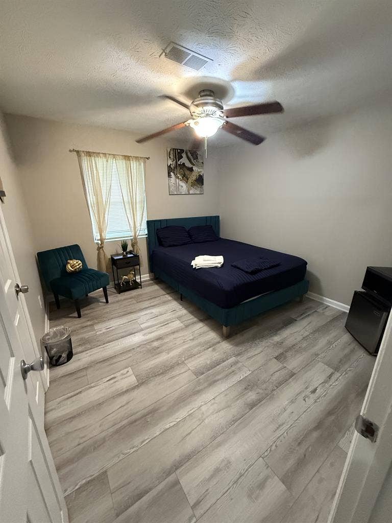 Room for rent