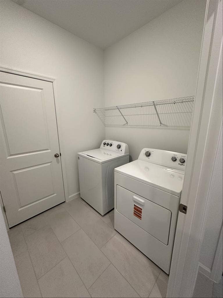 Spacious rooms for rent Haines City