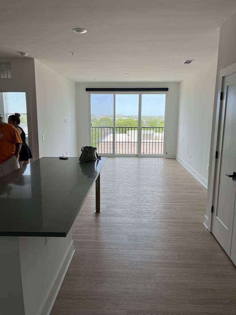Spacious Germantown Sublease