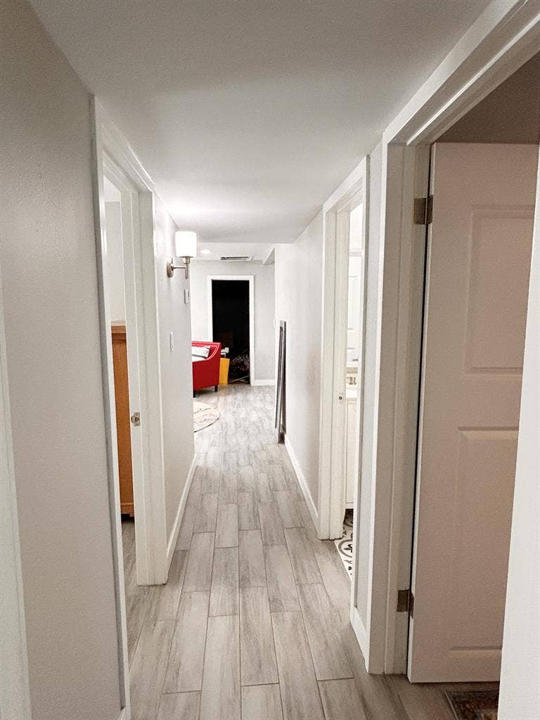 Large Nice Room in Remodeled Home!