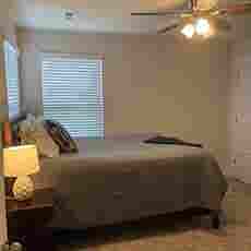 In need of 2 roommates