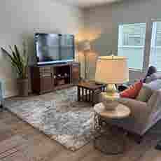 In need of 2 roommates