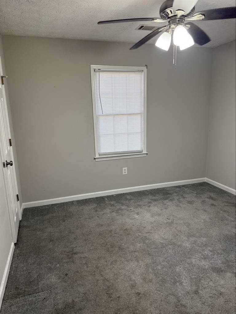 Private Room LGBTQ AND FRIENDLY