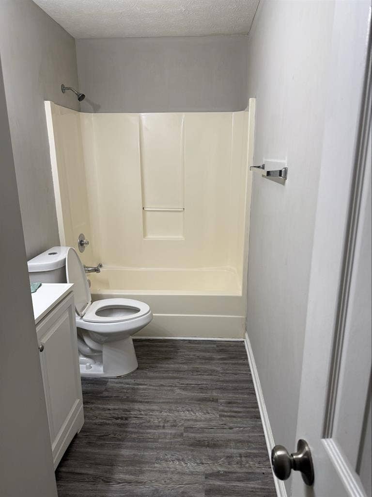 Private Room LGBTQ AND FRIENDLY