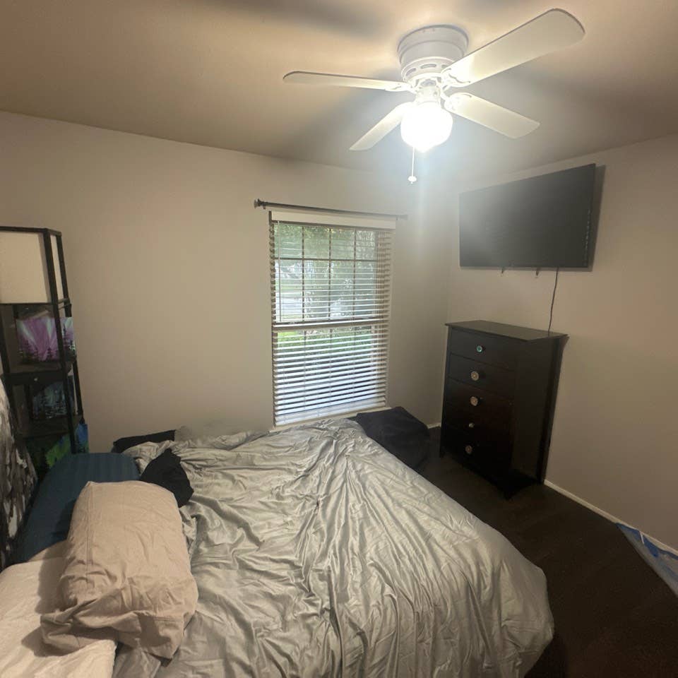 Room+bathroom for rent