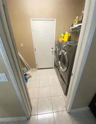 Master suite w/Private Bathroom