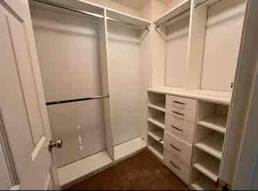 Master suite w/Private Bathroom
