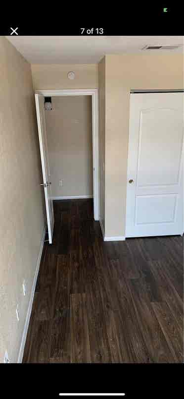 friendly bedroom w shared bath