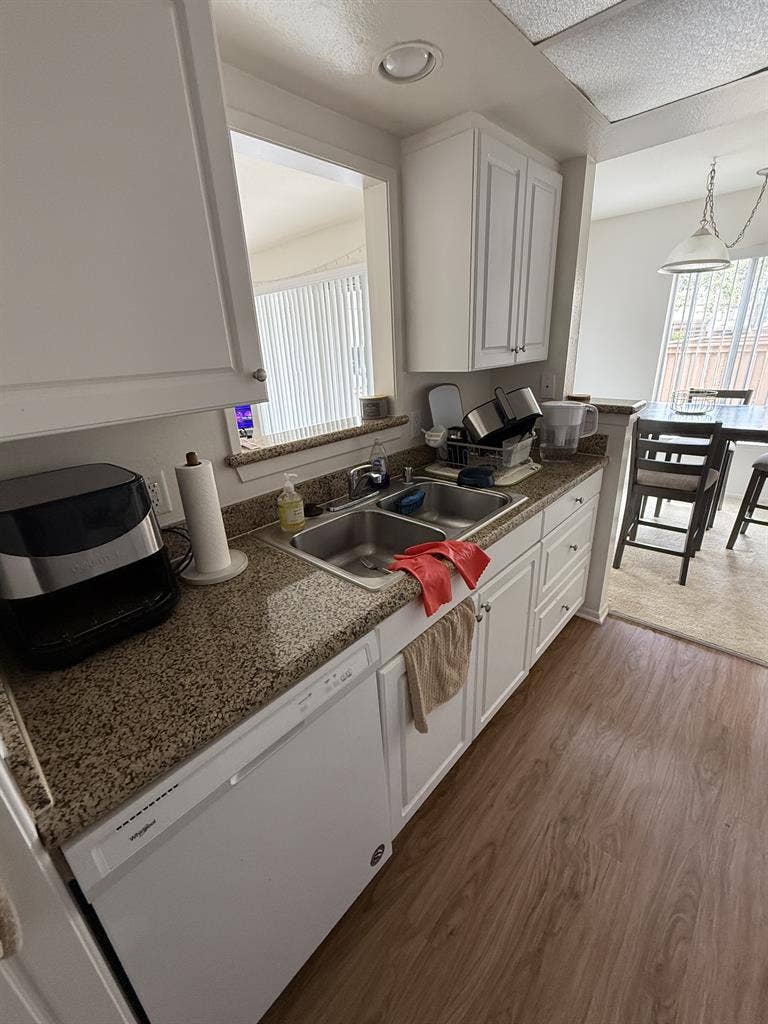 Room for Rent in Irvine, $/mo