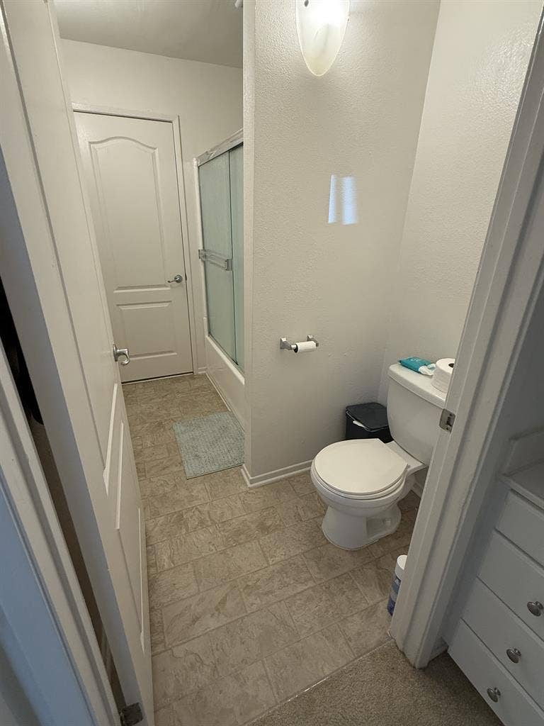 Room for Rent in Irvine, $/mo