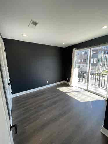 Bedroom w/ Private Bath -East Nash