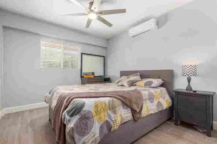 Large Bright Room in Very Nice Home