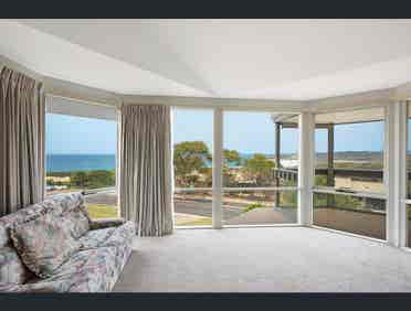2 Rooms for Female, Tura Beach, NSW