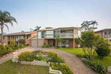 2 Rooms for Female, Tura Beach, NSW