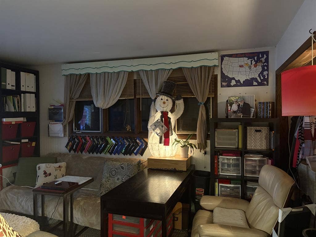 Private Room /Home/Children welcome