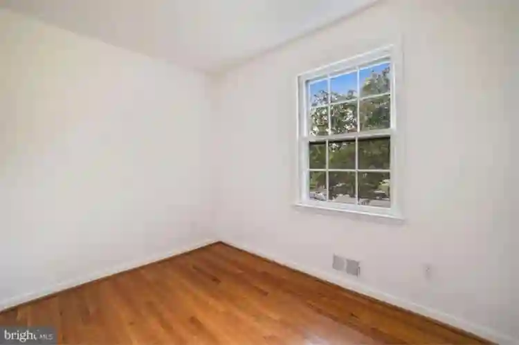 Beautiful room in SS, MD!