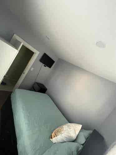 Room available in Rosedale