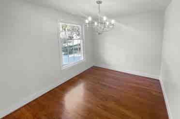 SINGLE FAMILY HOME FOR RENT