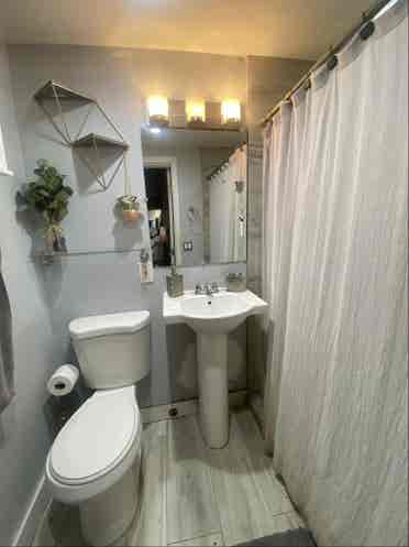 Shared Studio in middle of SoBe!