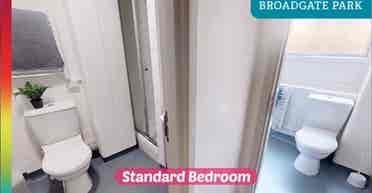 Nottingham room for Female Student