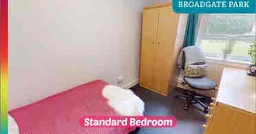 Nottingham room for Female Student