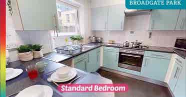 Nottingham room for Female Student