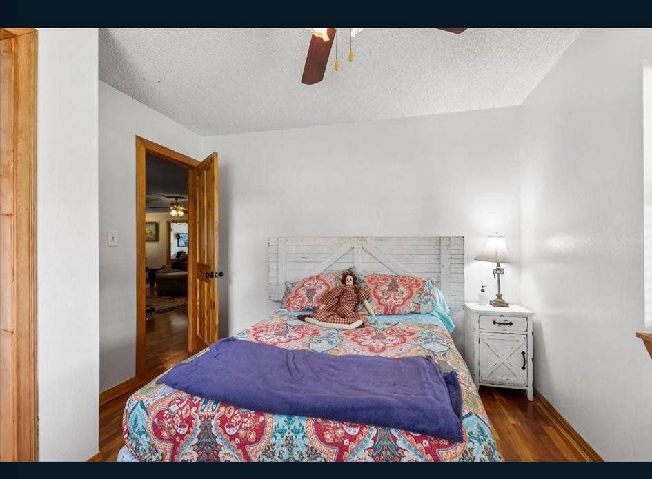 Roommate wanted