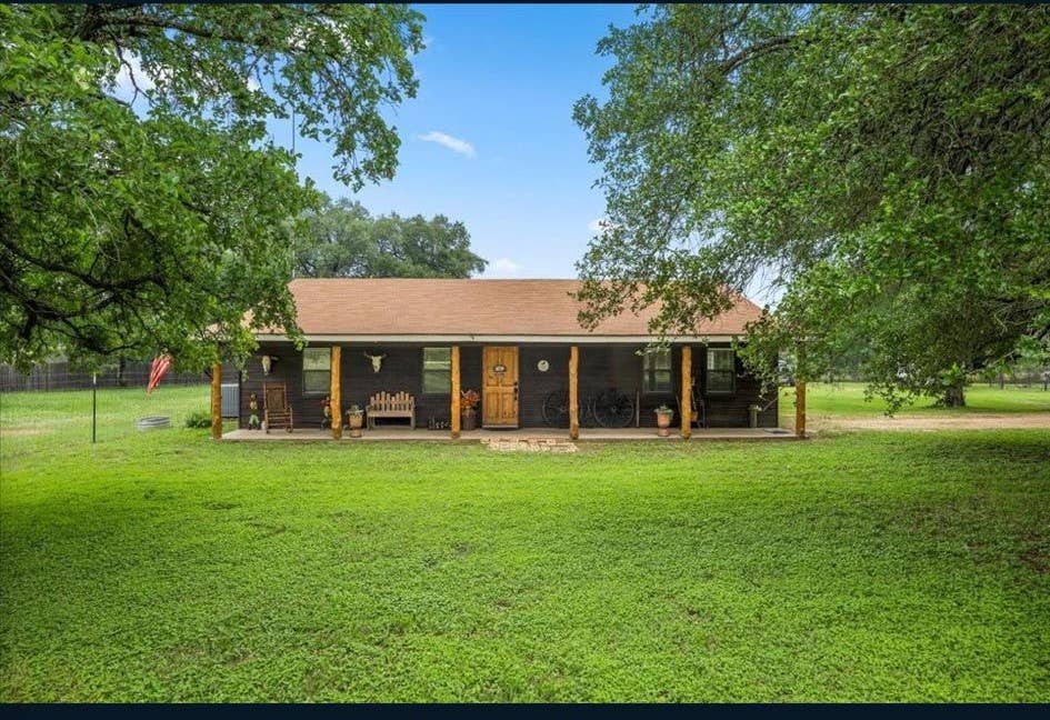 Roommate wanted