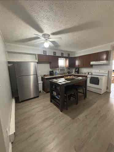 $ Room in Lincoln Village