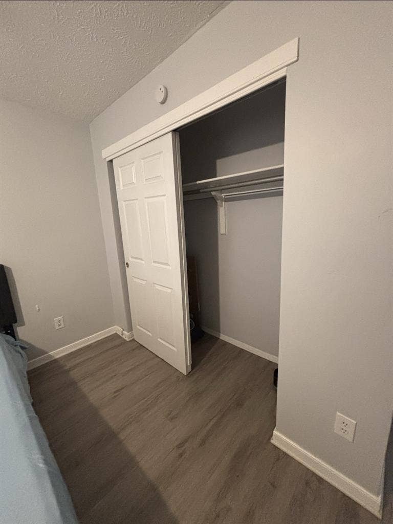 $ Room in Lincoln Village