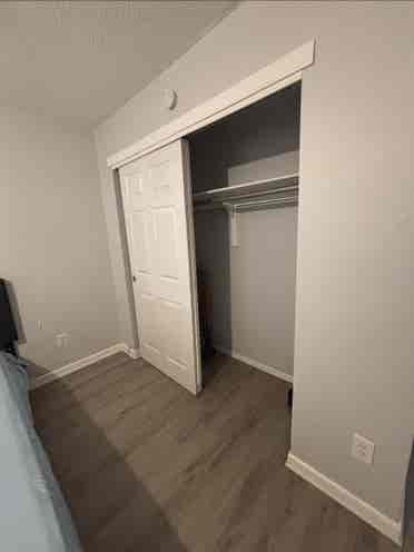 $ Room in Lincoln Village
