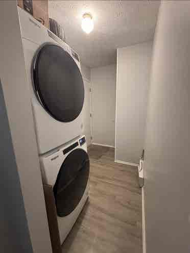 $ Room in Lincoln Village
