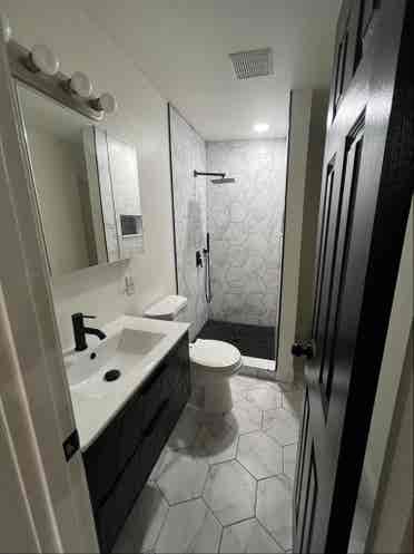 Studio W/ Utilities included