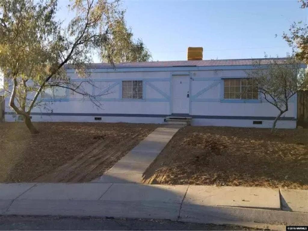 Room for rent!