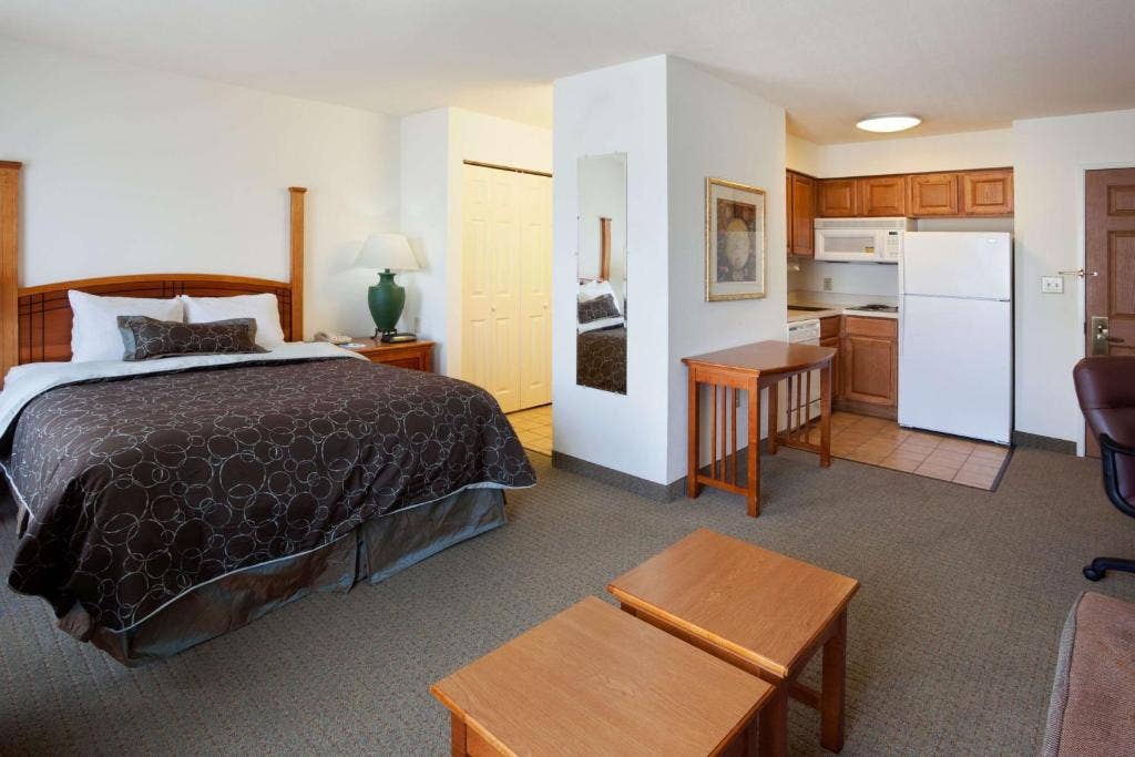 Extended stay hotel room